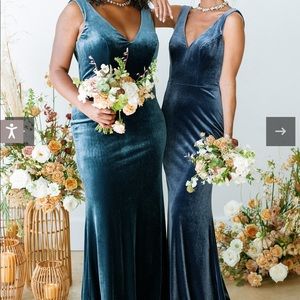 Revelry Dakota Velvet in Emerald 613*